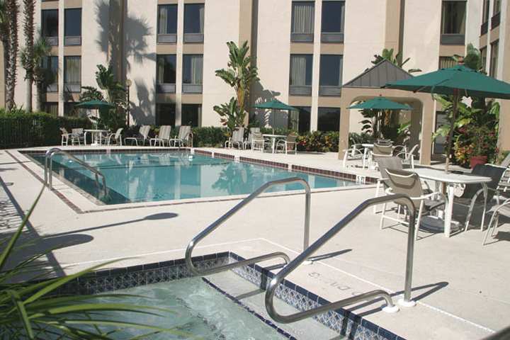 Hampton Inn Daytona Speedway-Airport Дейтона-Бич Удобства фото