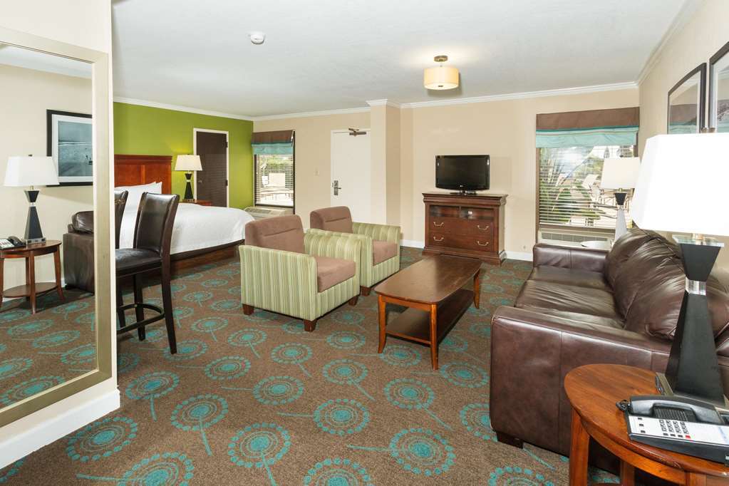 Hampton Inn Daytona Speedway-Airport Дейтона-Бич Номер фото
