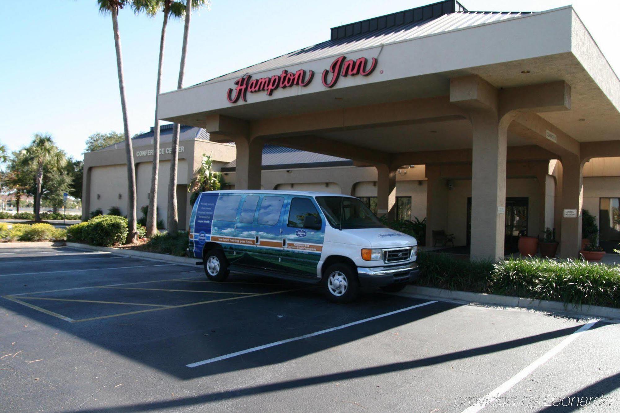 Hampton Inn Daytona Speedway-Airport Дейтона-Бич Экстерьер фото